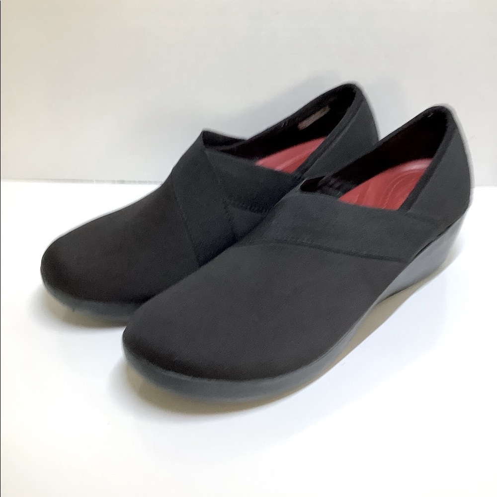 Crocs Busy Day Asymmetrical Wedge